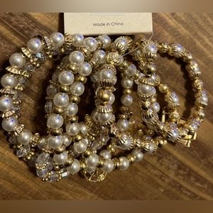 NWT Set of Stretchy Charm Bracelets- O/S